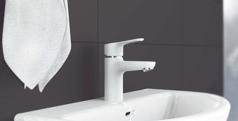 UNO 18 bathroom sink faucet